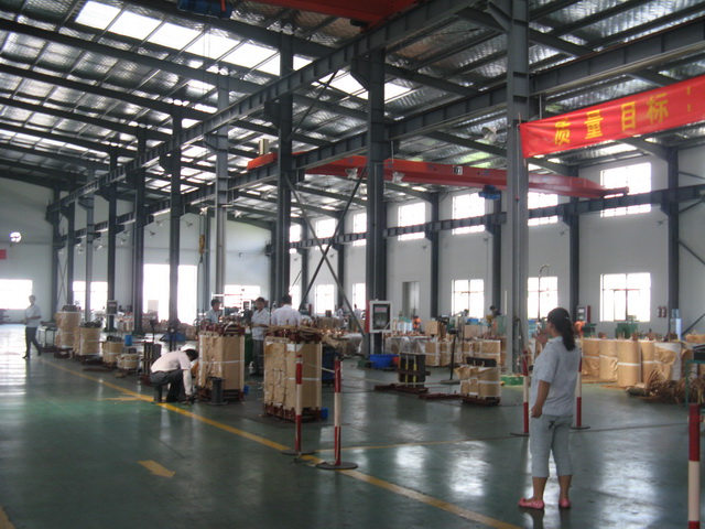 南京变压器生产车间